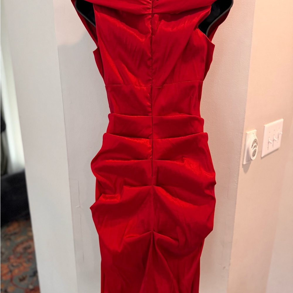 Cache Ruched Red Evening Dress - Picture 3 of 5